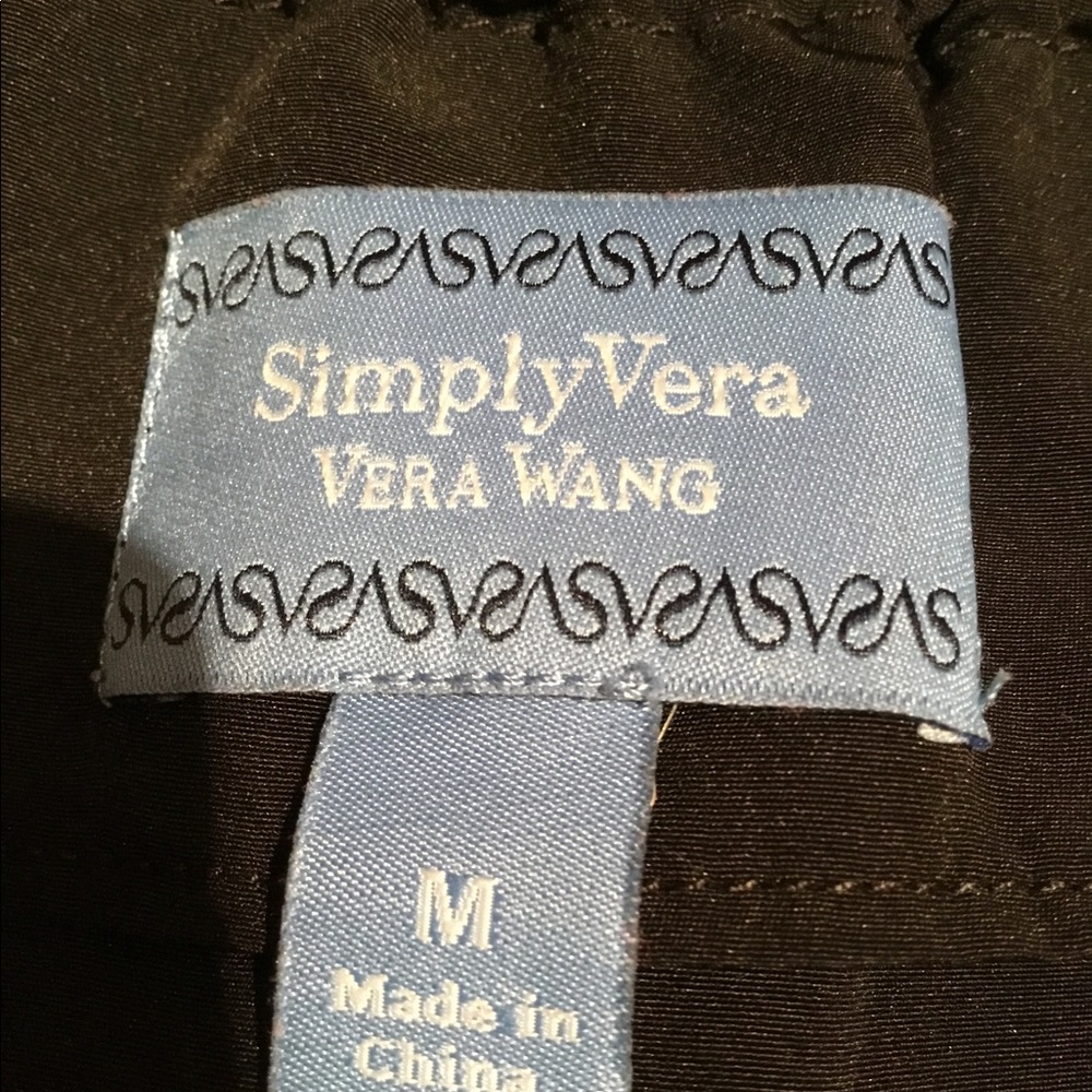 Simply Vera Dress, Size Medium only $38 🔥🔥 - Picture 4 of 4